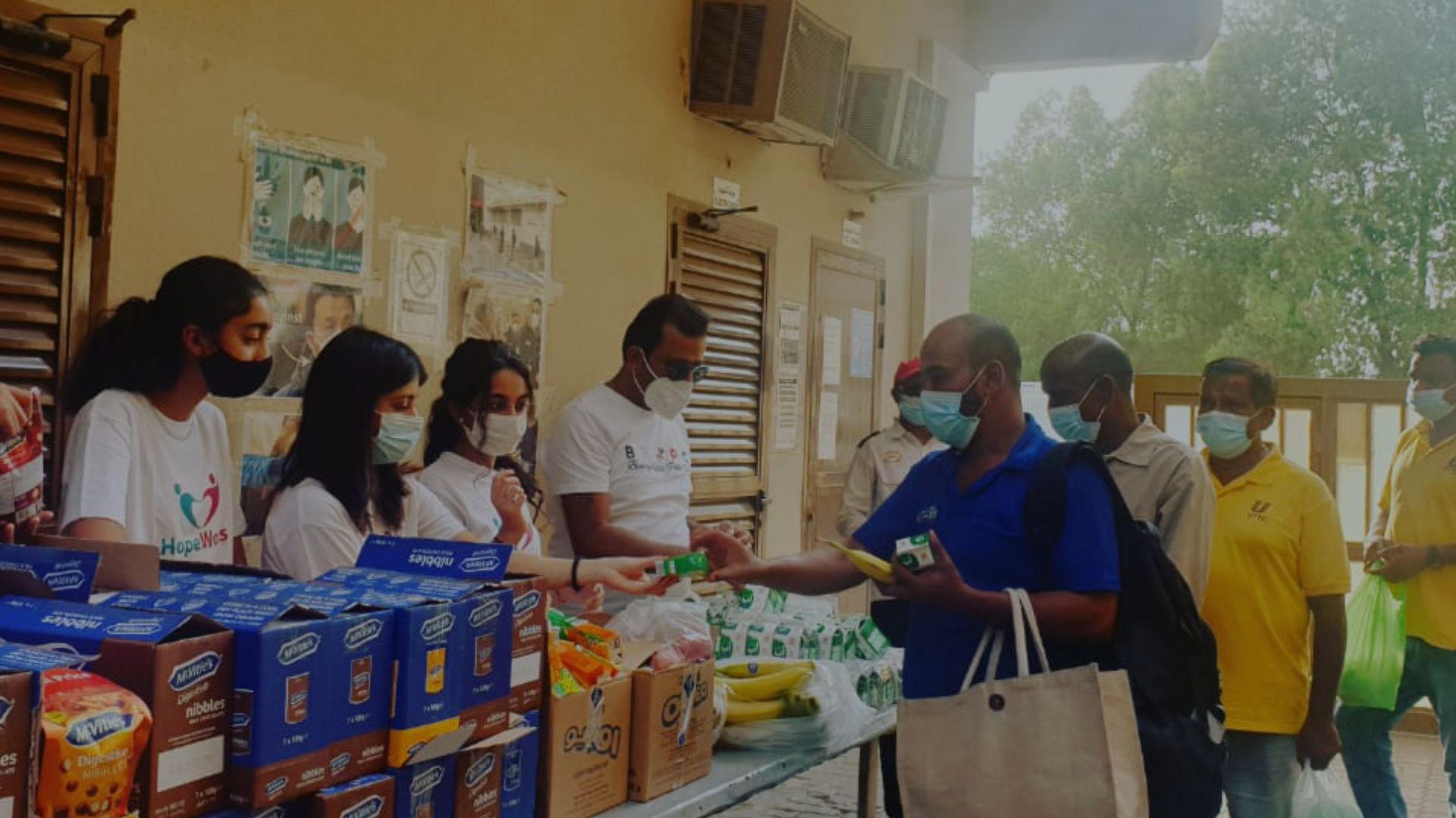 Food distribution to workers